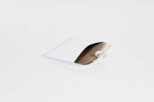 13 1/2 x 11" #3SL White Side-Loading Self-Seal Stayflats® Lite Mailer (200/Case)