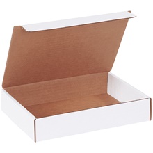 9 x 6 1/2 x 1 3/4" White Literature Mailers