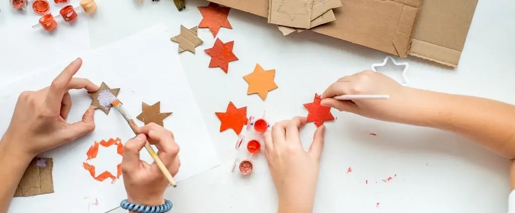 creative-uses-for-corrugated-cardboard-boxes